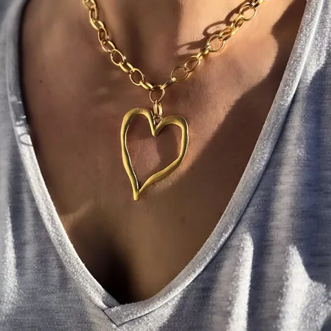 Samantha's Love Necklace