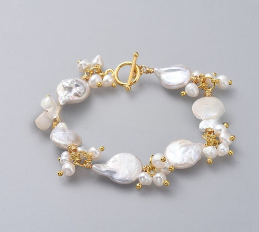 Amelié Baroque Keshi Pearl Bracelet