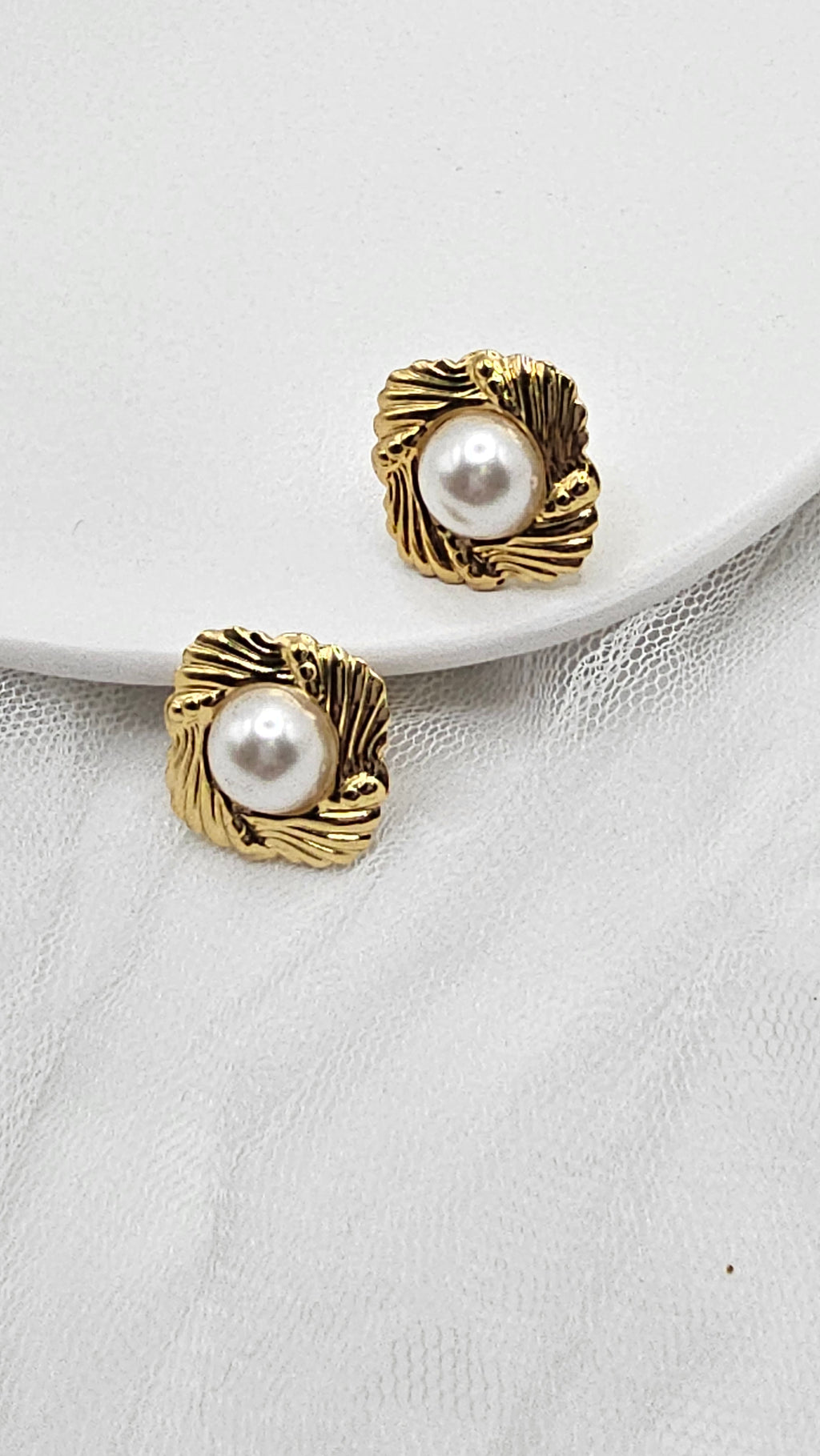 Rue Blanc Earrings
