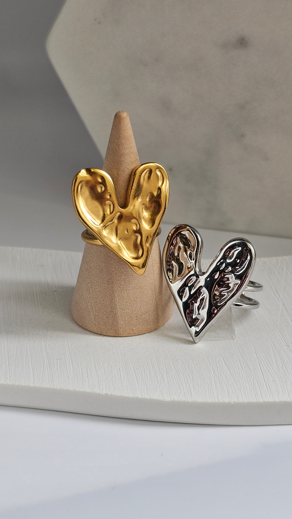 Heartbeat Ring