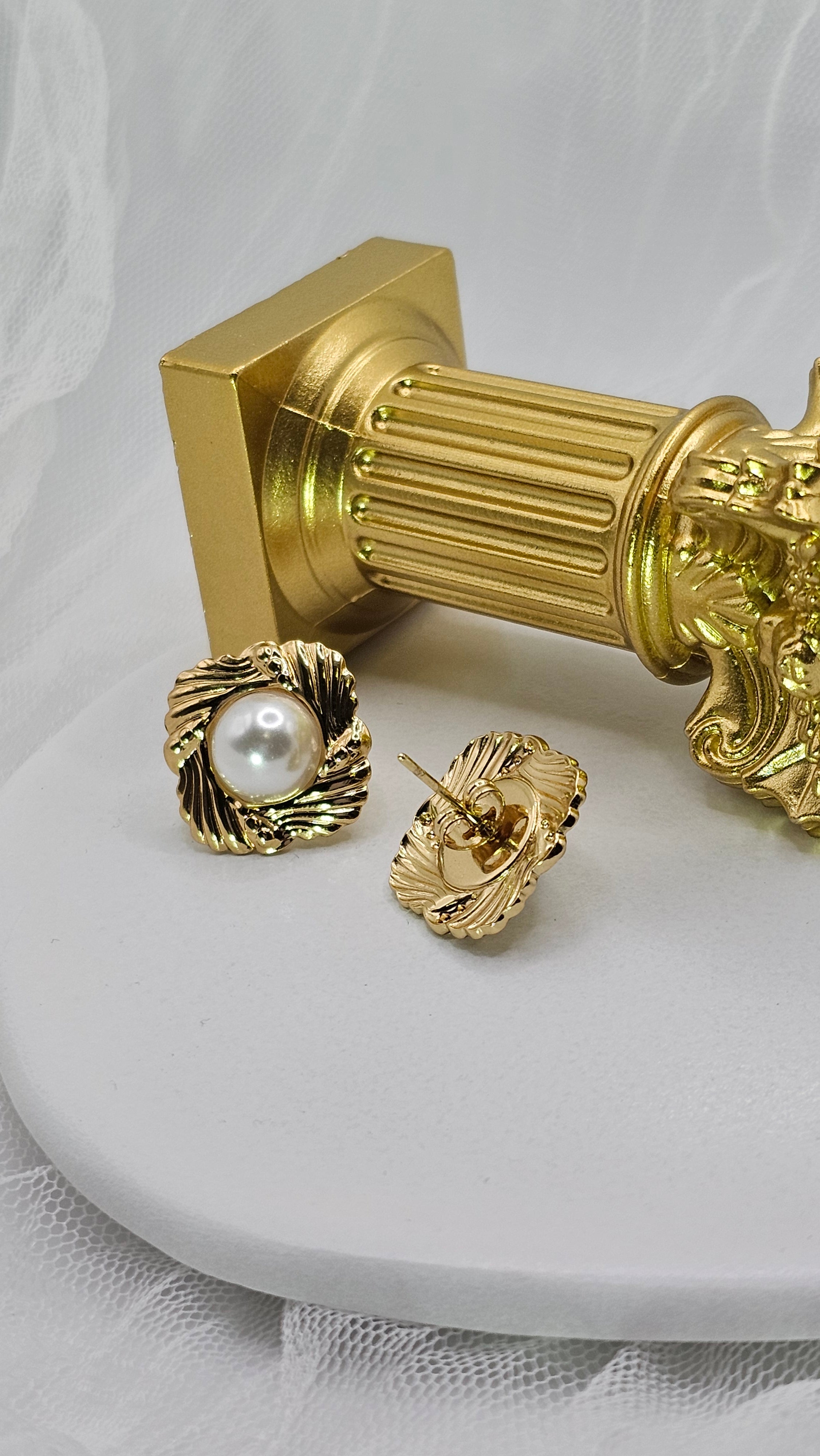 Rue Blanc Earrings