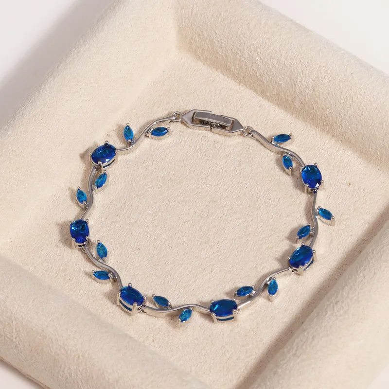 Love Tulip Bracelet