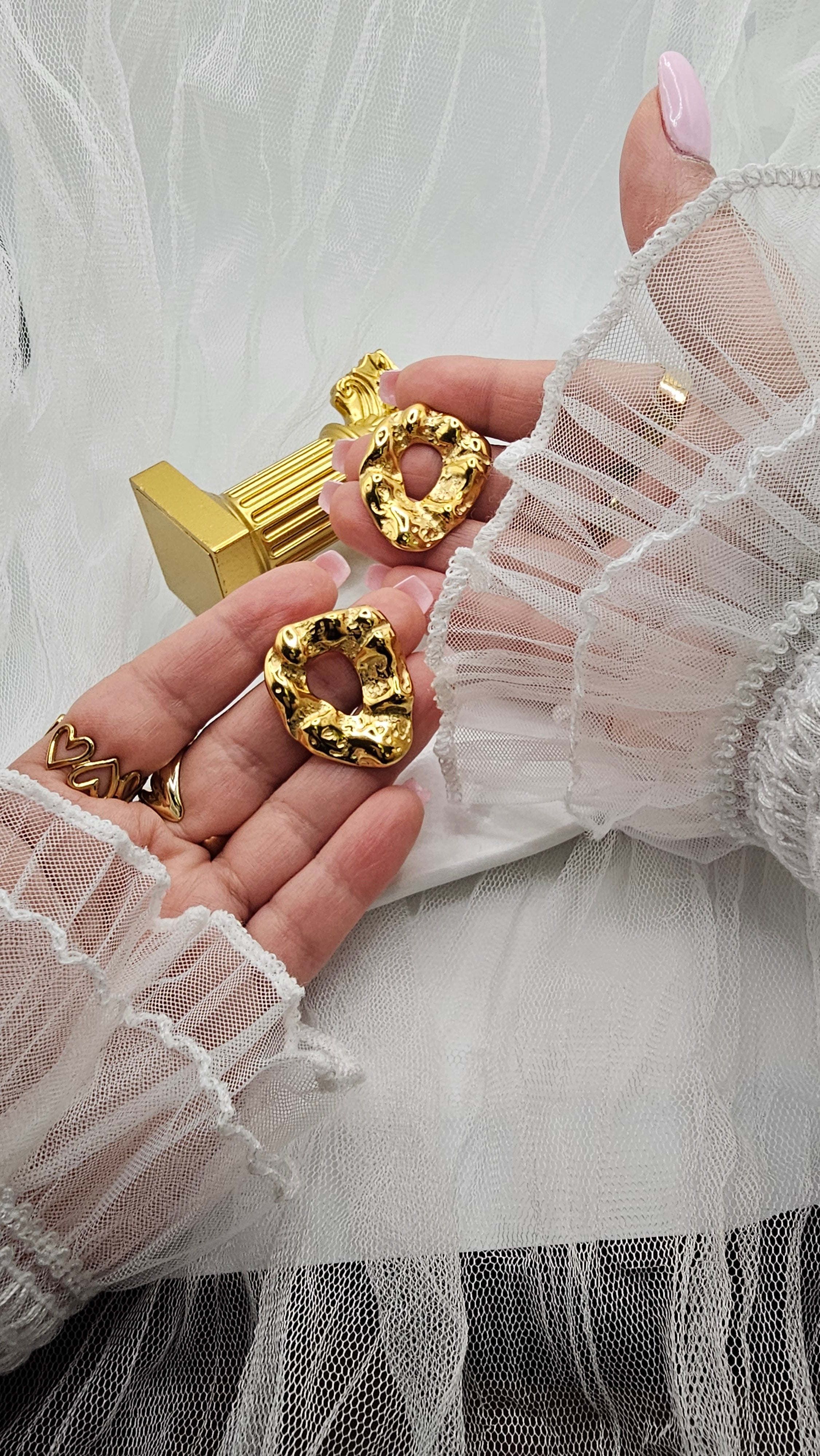 Oshi Earrings